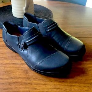 Clark’s shoes NWOT